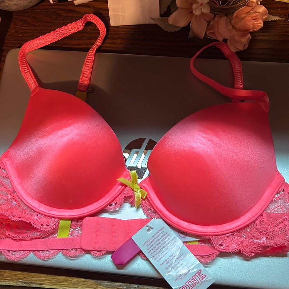 NWT PINK Victoria Secret 34A push up bra